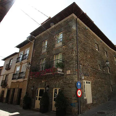 Hotel Donas Del Portazgo 4*