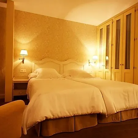Donas Del Portazgo Hotel