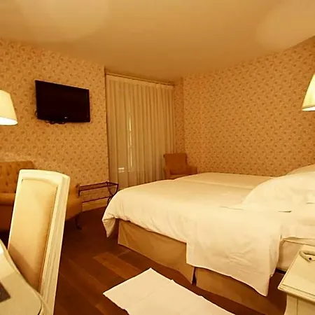 Donas Del Portazgo Hotel Villafranca Del Bierzo