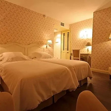 Donas Del Portazgo Hotel 4*