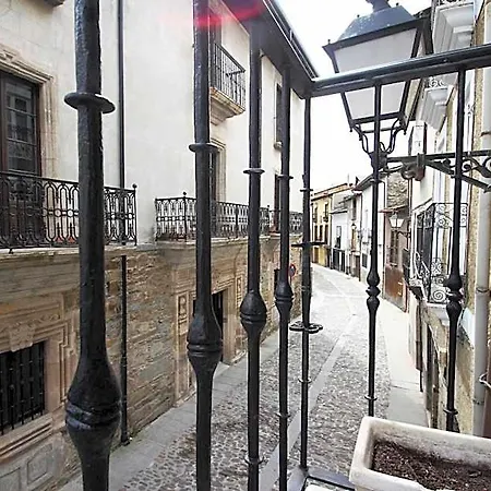 Hotel Donas Del Portazgo 4*