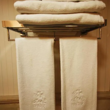 Doñas Del Portazgo Villafranca Del Bierzo