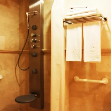 Doñas Del Portazgo Hotel