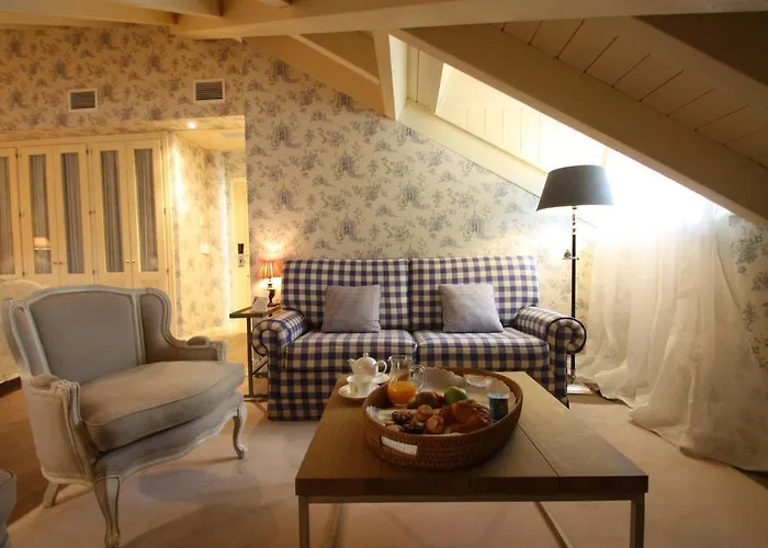 Hotel Donas Del Portazgo