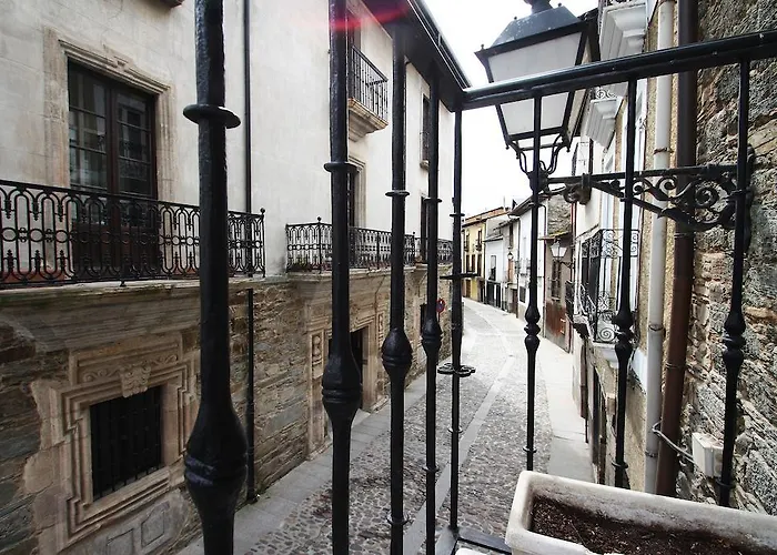 Hotel Donas Del Portazgo